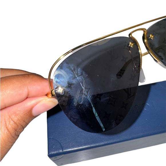 Louis Vuitton Grease Sunglasses - Picture 4 of 7
